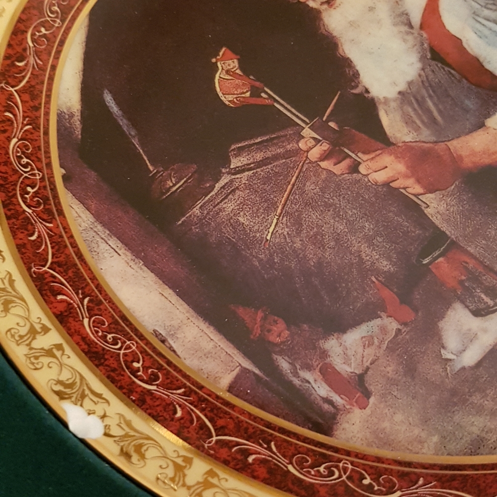 NORMAN ROCKWELL XMAS PLATE - Picture 9 of 10